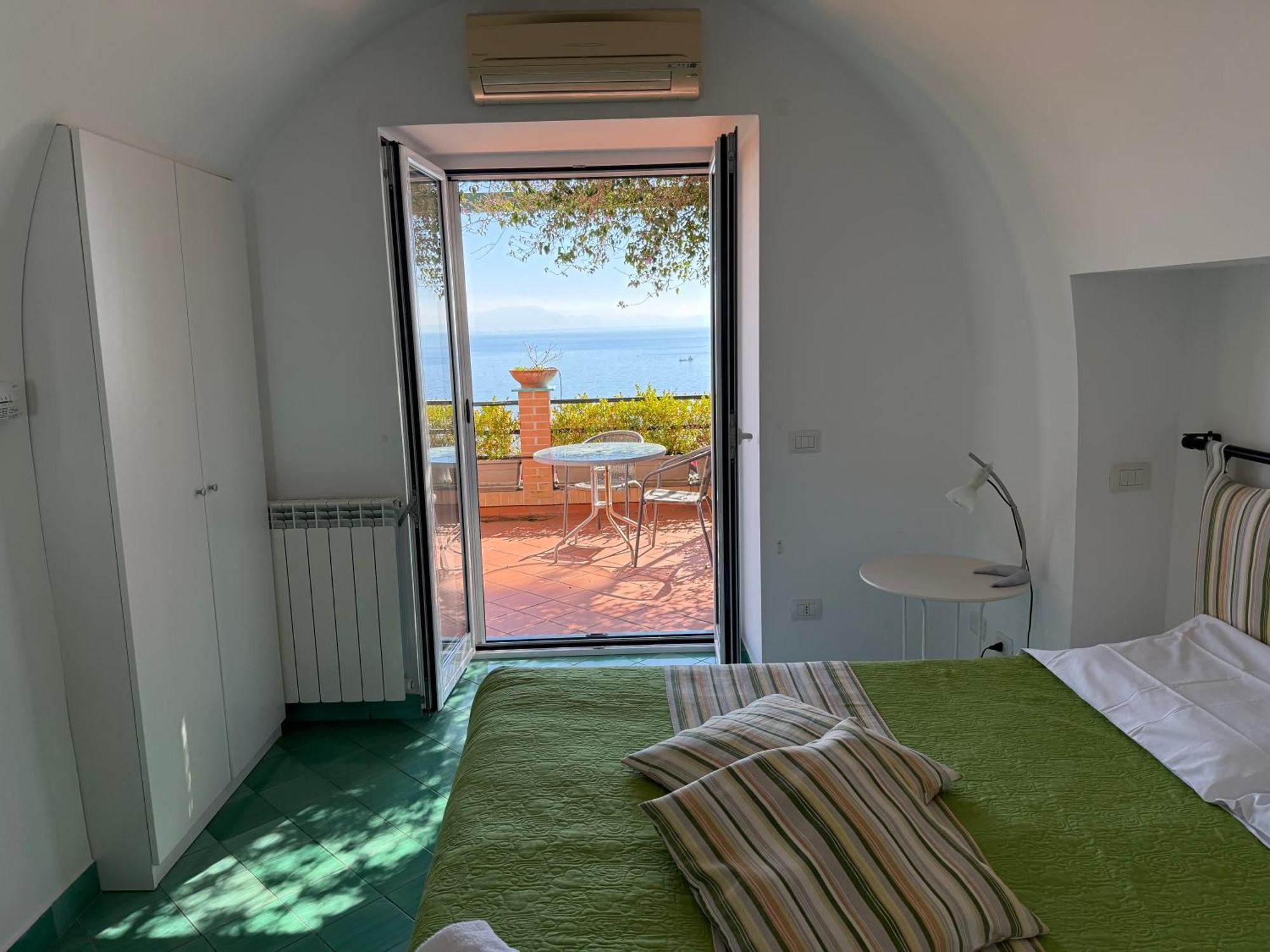 Casa Gabriella - Amalfi Coast - Free Parking - Full Sea View Vietri Exterior foto