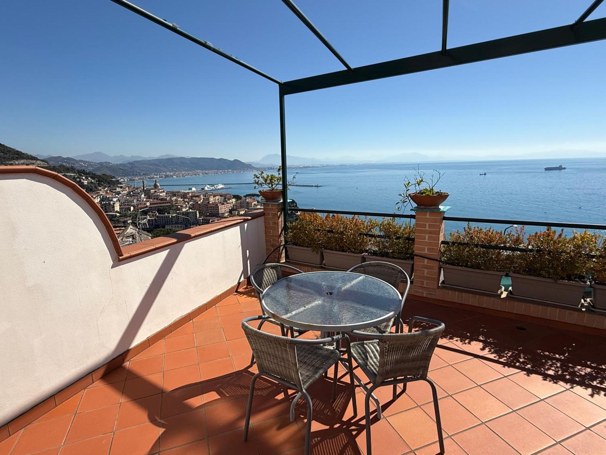 Casa Gabriella - Amalfi Coast - Free Parking - Full Sea View Vietri Exterior foto