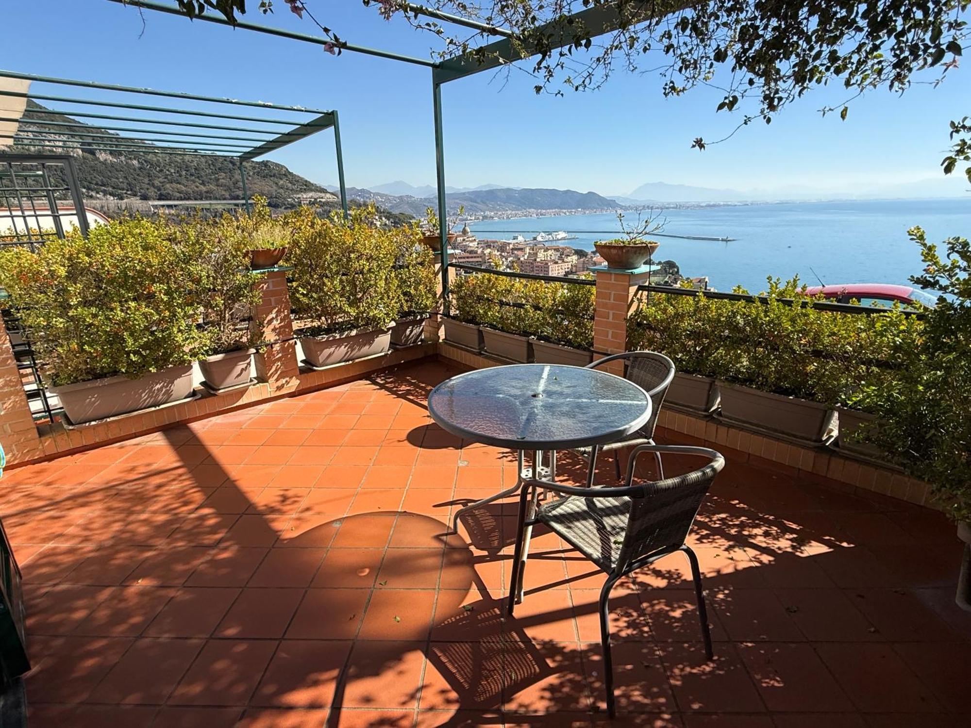 Casa Gabriella - Amalfi Coast - Free Parking - Full Sea View Vietri Exterior foto
